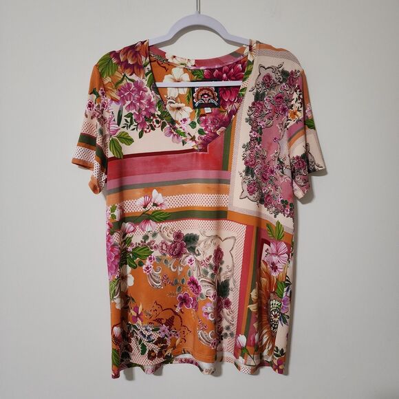 Johnny Was Tops - Johnny Was Women's Bamboo V-Neck Short Sleeve T-Shirt Top Patchwork Pattern Sz L